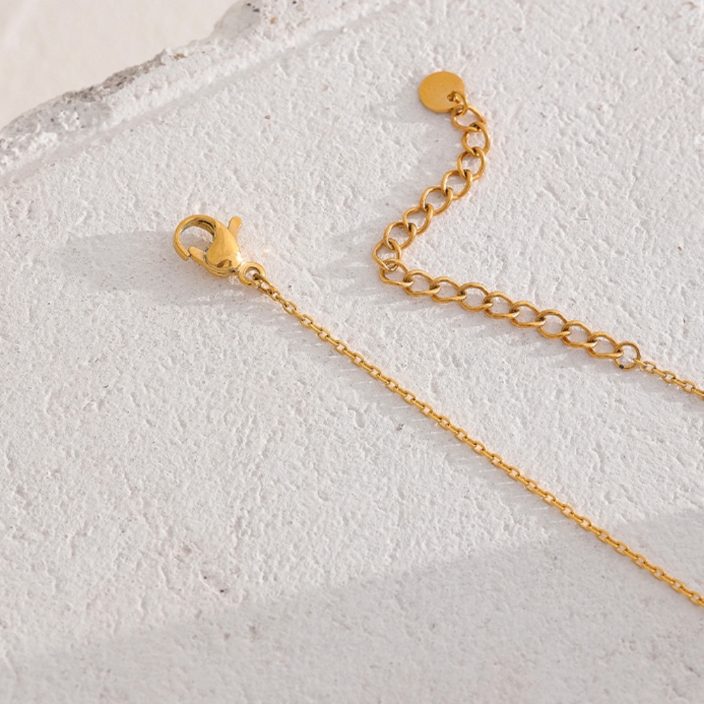 Pretty Flower Pendant Necklace - Picture 4 of 6